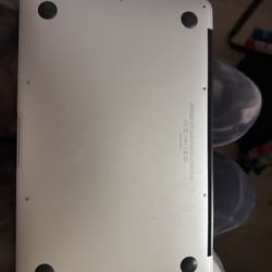 MacBook Air (2011) 