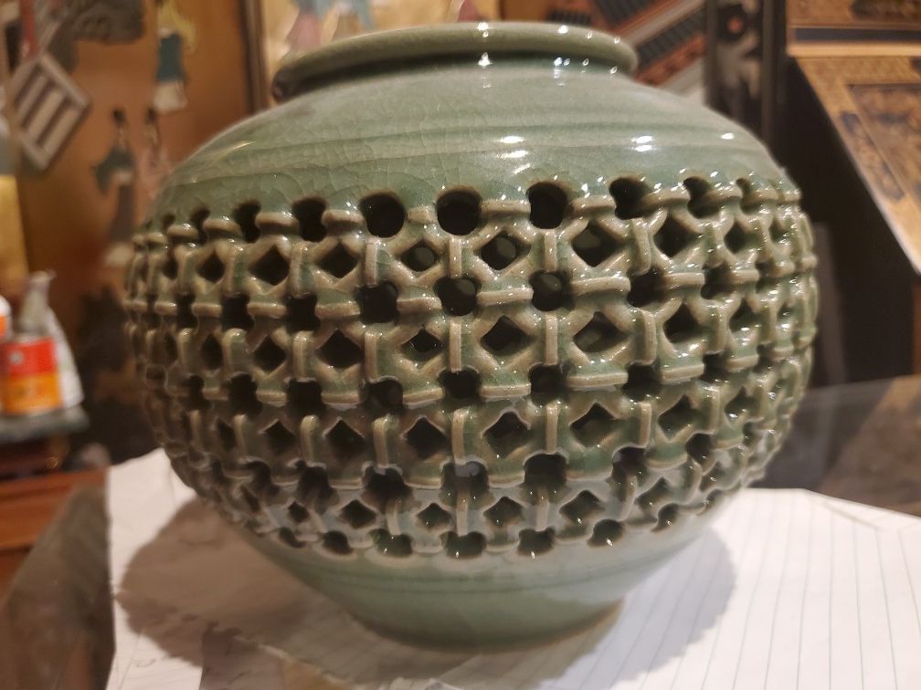 Korean vase