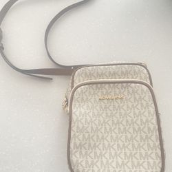 Michael Kors Small Crossbody Bag