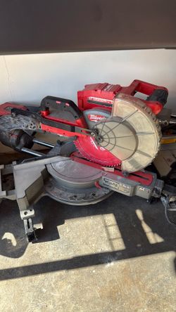 Milwaukee miter saw