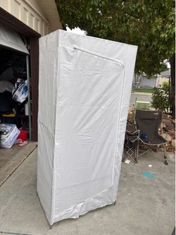 Portable closet
