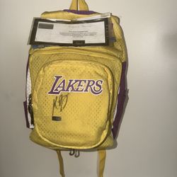 KOBE BRYANT SIGNED BACKPACK MEMORABILIA