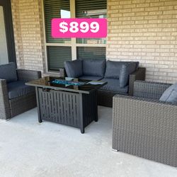 ‏New inbox patio set (we finance and deliver)($54 down,90 day no interest  payment plan)