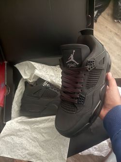 Jordan 4 Black Cat
