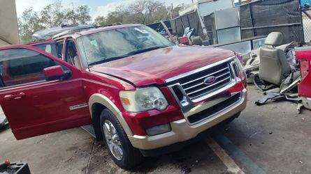 2007 Ford Explorer For Parts Only 