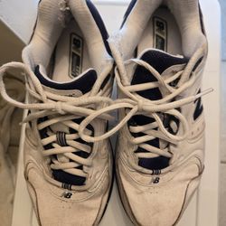 New Balance 623 Mens US 10 1/2 4E Wide Sneaker