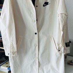 Nike Trench Coat Off White Med Size