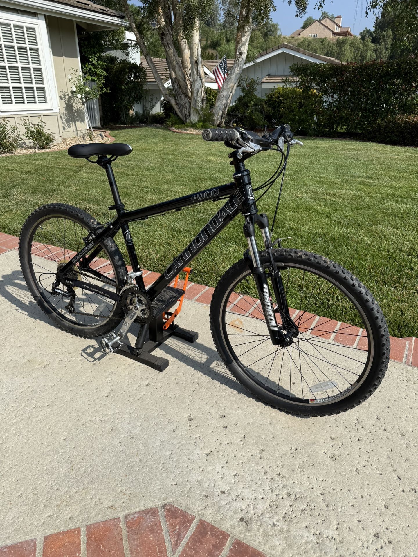 Cannondale F300 Men’s Mountain Bike