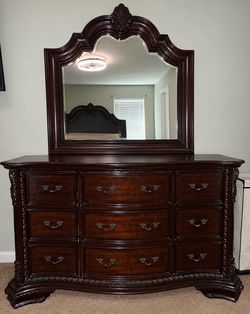 King size bedroom set