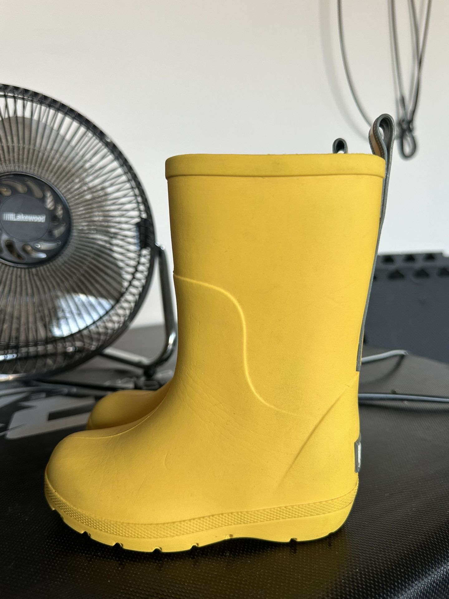 Totes Yellow Kids Rain Boots Size 5-6