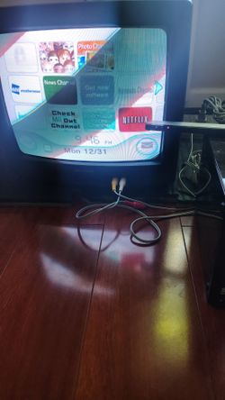 13-in sharp tv works well with remote CRT tv