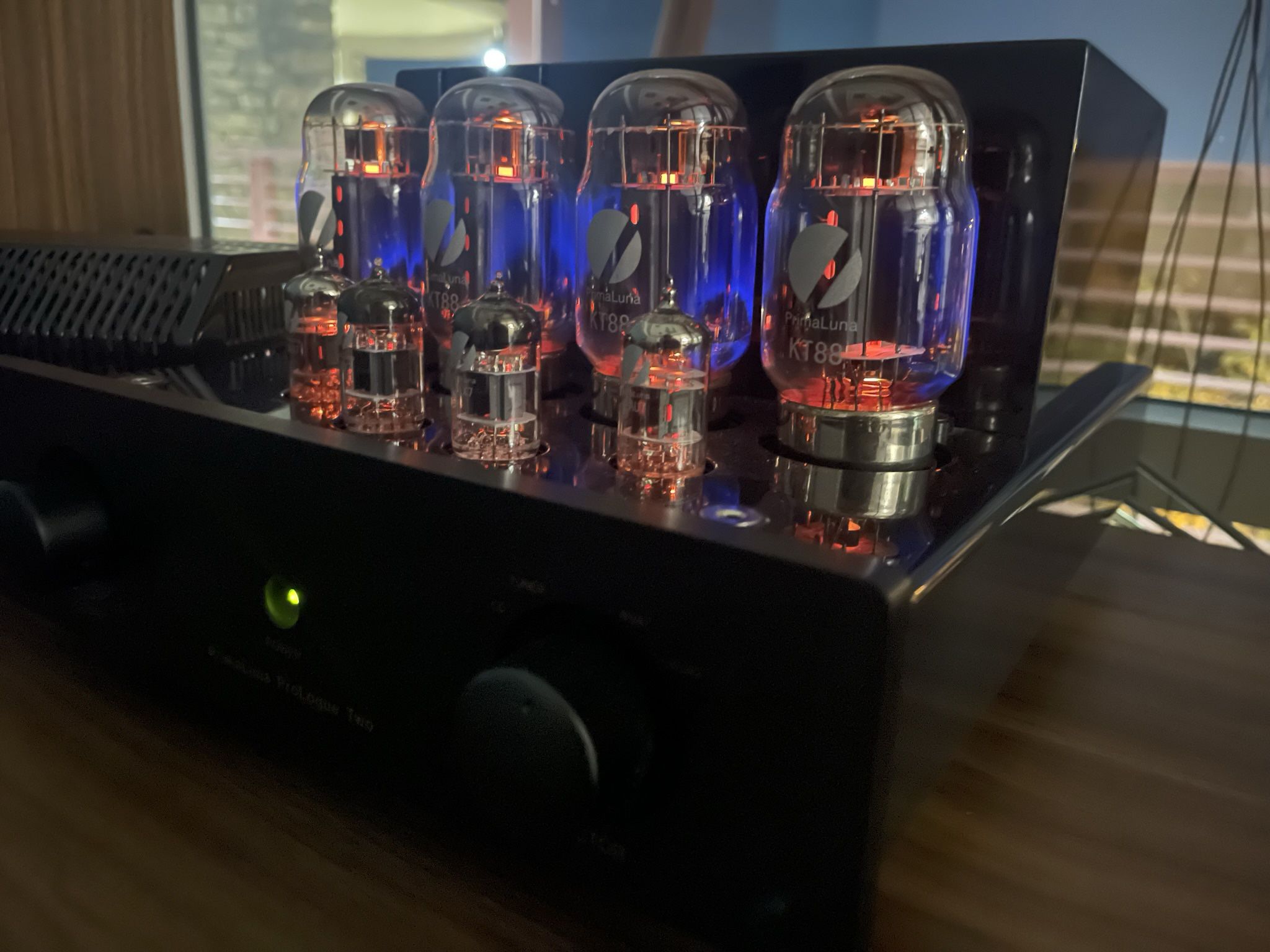 PrimaLuna ProLogue Two Integrated Amplifier