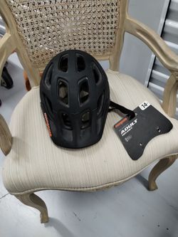 Mongoose bike helmet
