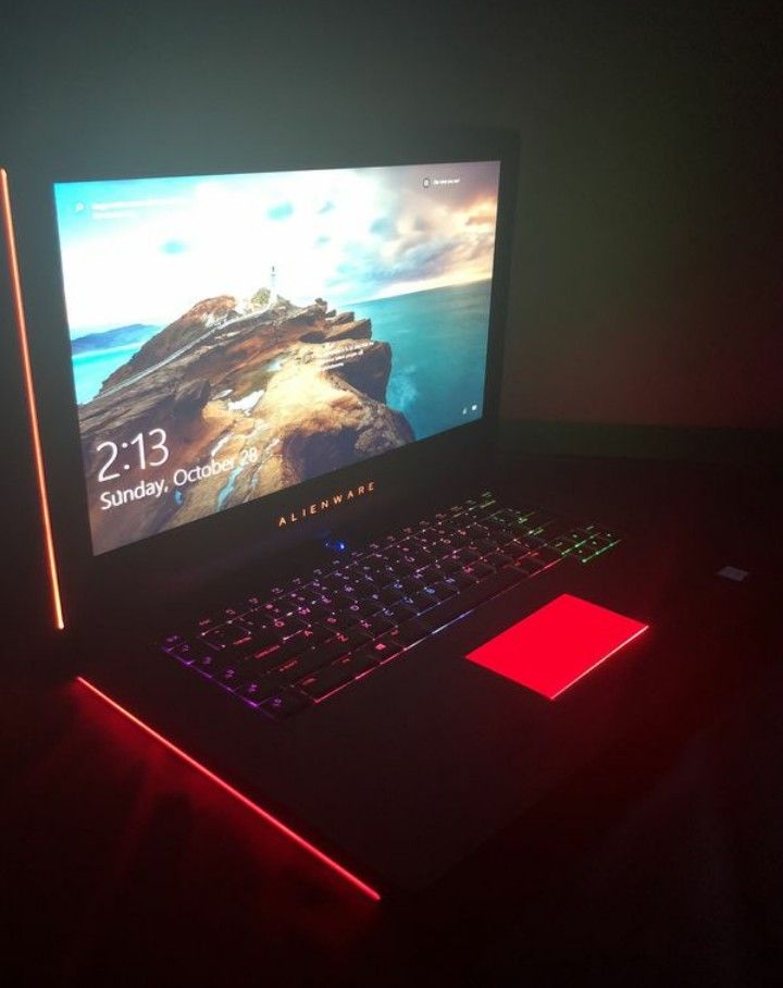 Alienware 17 R4 17.3" Full HD Gaming Laptop