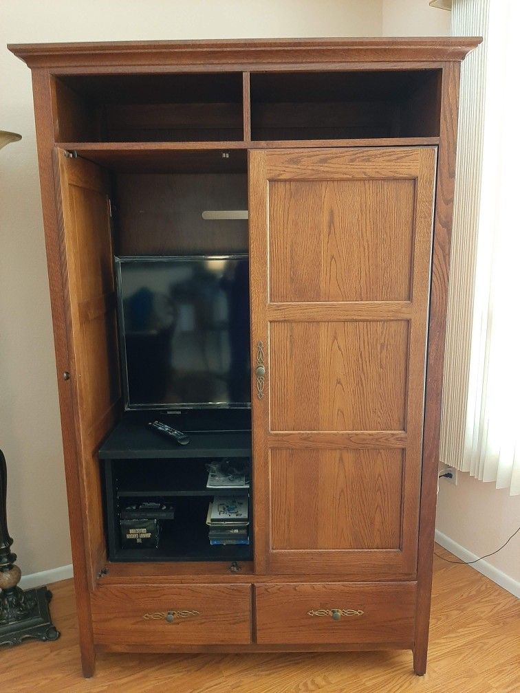 THOMASVILLE- Armoire Entertainment Center/Bookcase/ Wardrobe