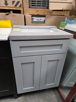 24" Grey Bathroom Vanity with Quartz Countertop