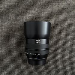 Zeiss Touit 32mm F1.8 For Fujifilm
