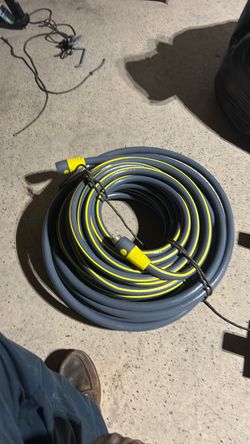 Title: 120-Ft Member’s Mark Professional Garden Hose – Like New
