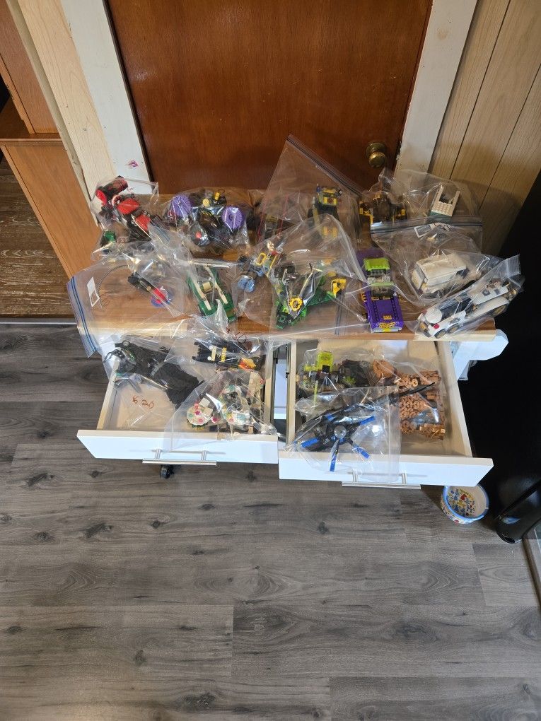 Lego Batman Huge Lot 20ish Sets