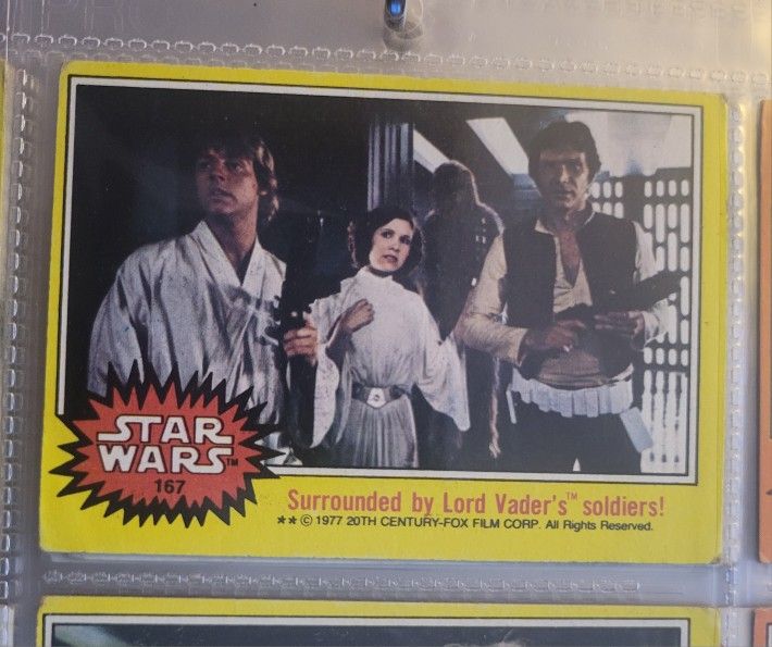 1977 Topps Star Wars #167 Surrounded By Lord Vader's Soldiers! card