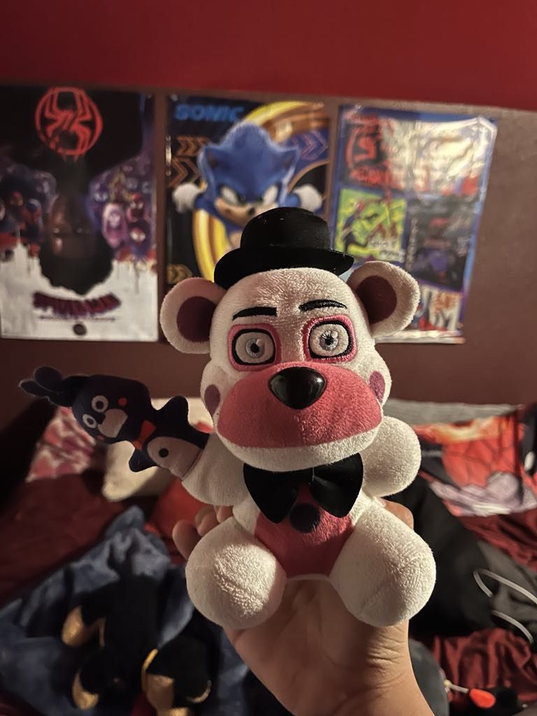 Liberty chica and Funtime Freddy