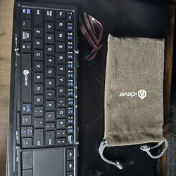iClever Foldable Mini Keyboard 