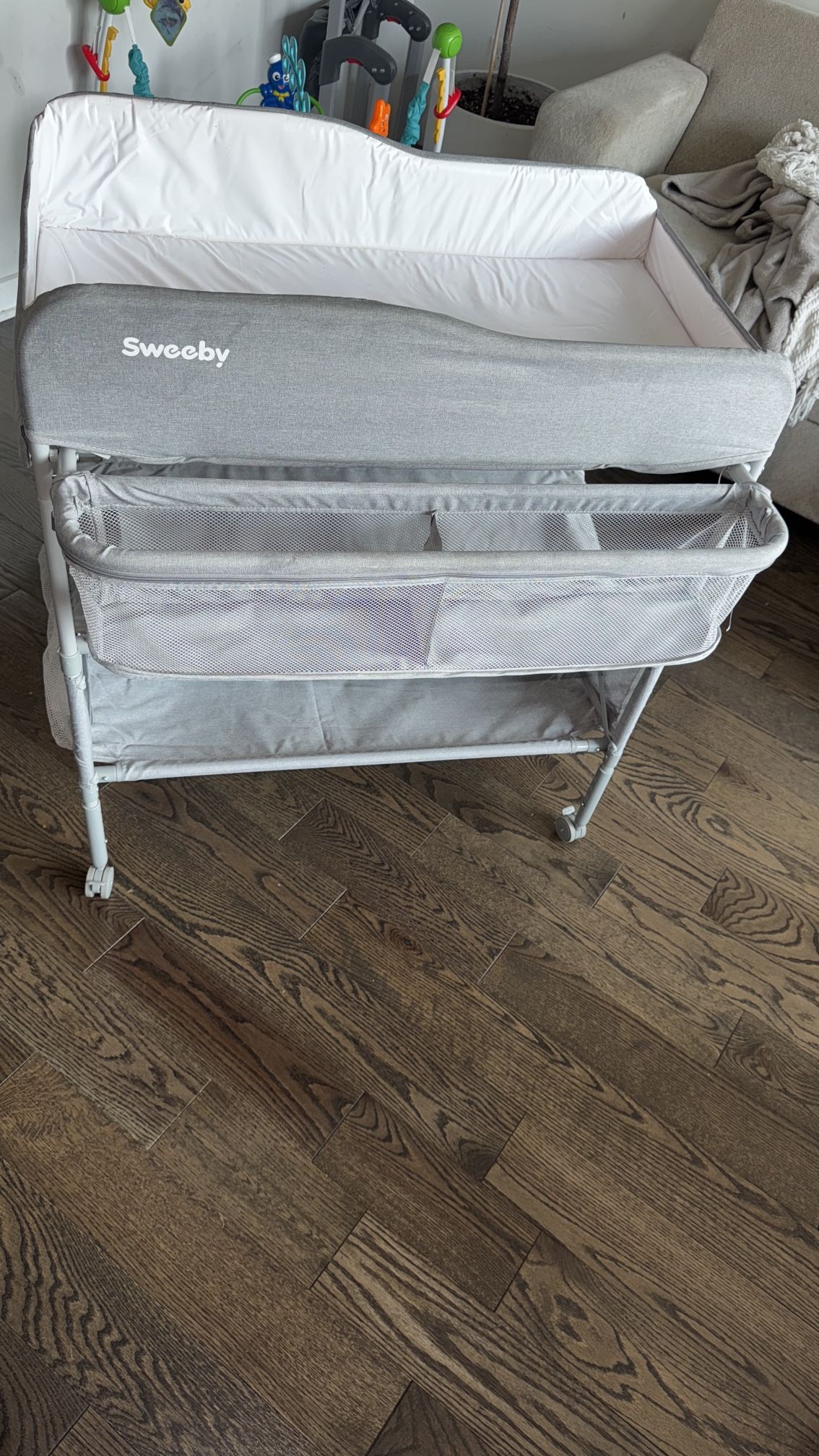Sweeby Baby Portable Changing Table