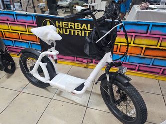 Caroma p3 Electric Scooter