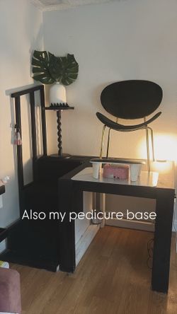 Pedicure chair base
