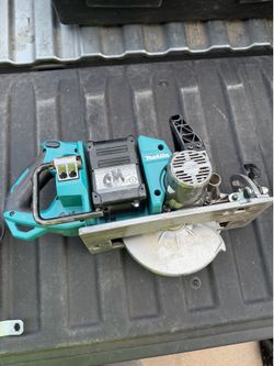 Makita 40V max XGT Brushless Cordless Rear Handle 7-1/4" Circular Saw