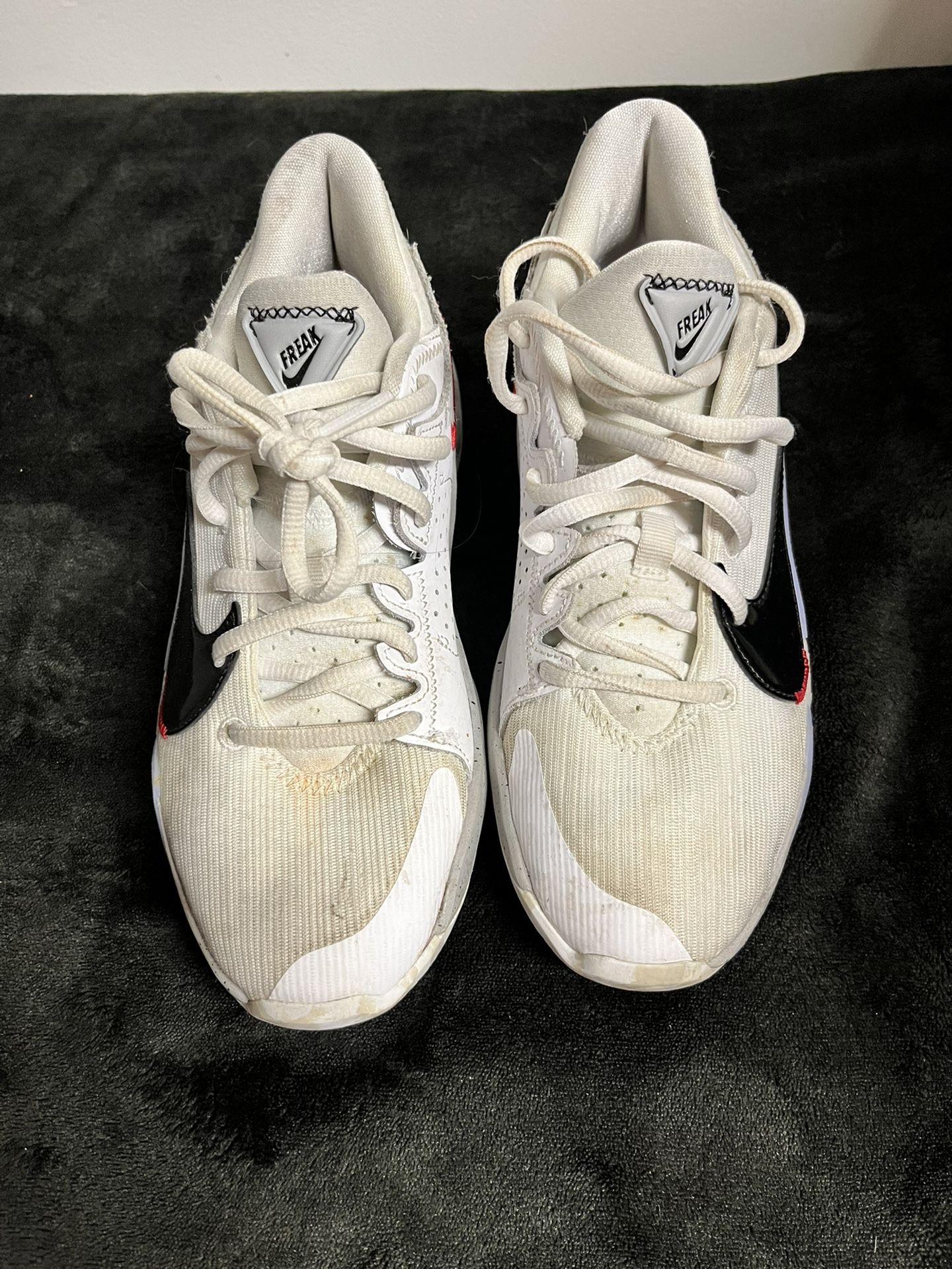 Nike Freak 2 Size 4