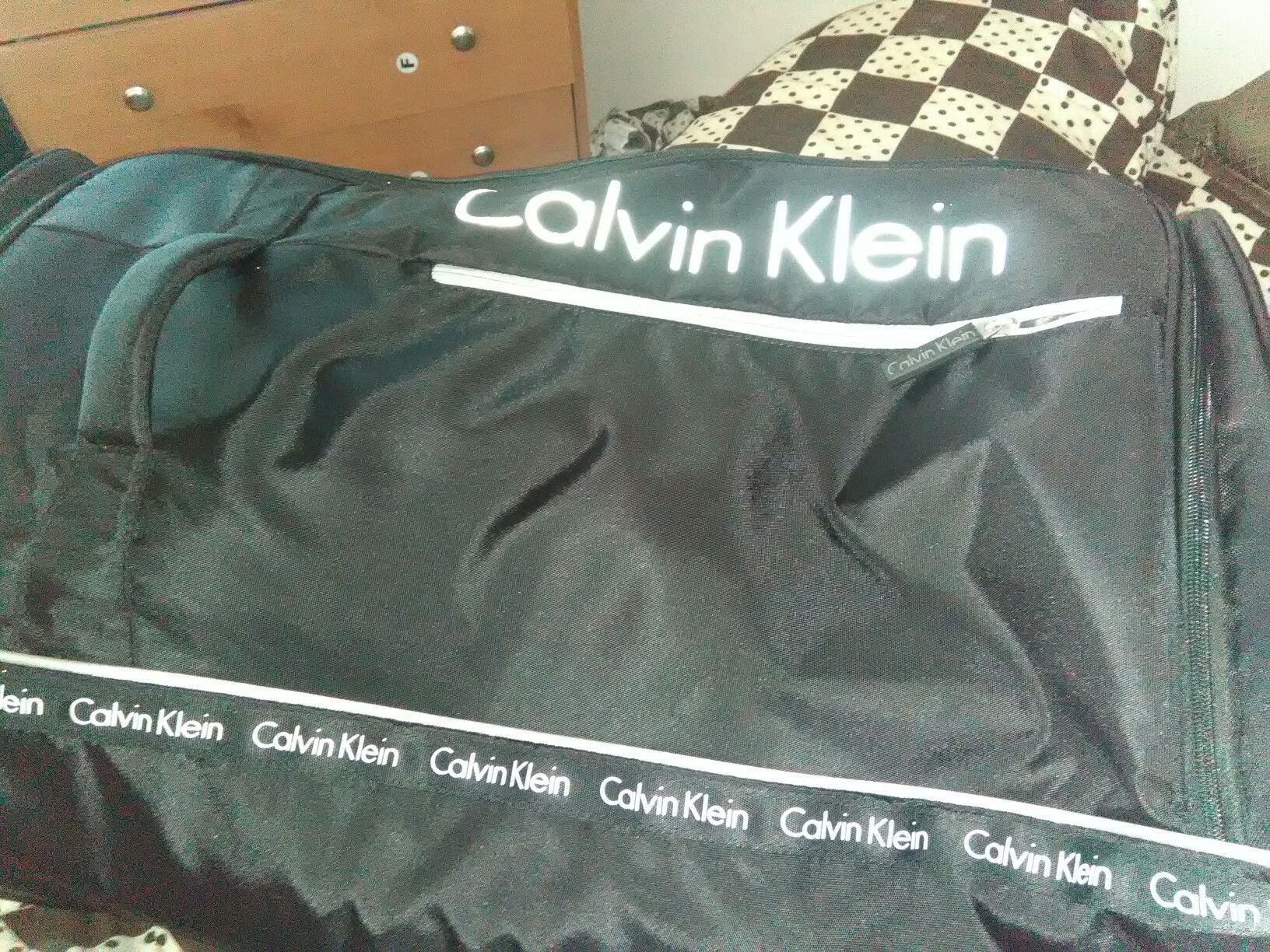 Calvin Klein duffle bag luggage w wheels for Sale in Stockton CA