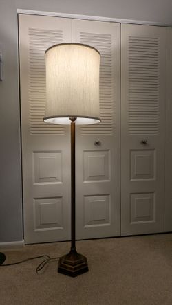 Floor lamp