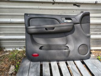 07-09 Chevy Tahoe, Silverado, Yukon ❗LEFT DOOR PANEL❗