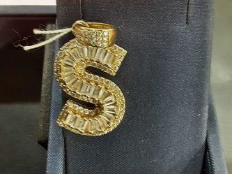 Pendant - Yellow Gold 10k (.417) 5.6 grams
