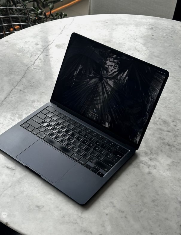 Macbook Air M2 2022 (500gb)