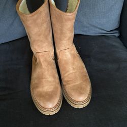 Roxy Boots