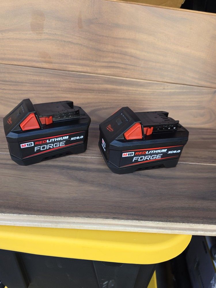 M18 18V Lithium-Ion REDLITHIUM FORGE 6.0 Ah Battery Pack