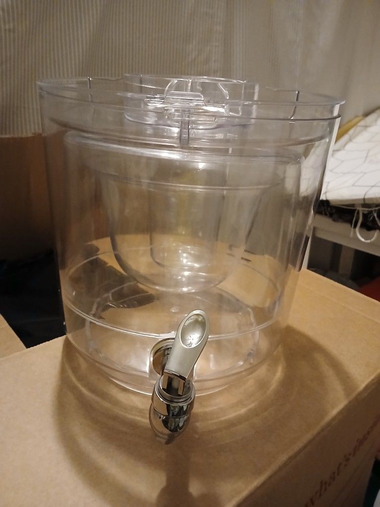 Carafe ( Drink Dispenser)