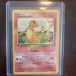 Charmander 46/102