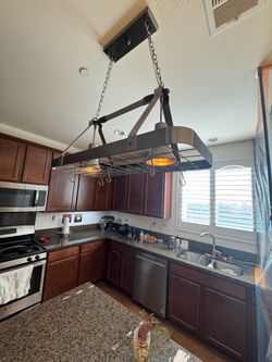 Modern Kitchen Island Pendant Light - Like New ⭐️