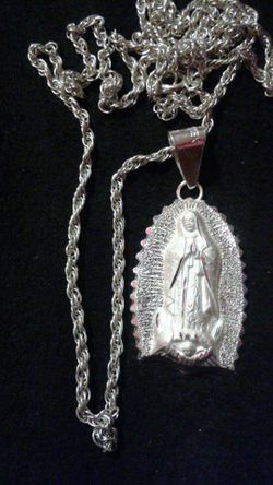 925 silver pendant and chain foot long