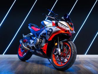 2021 Aprilia Tuono 660