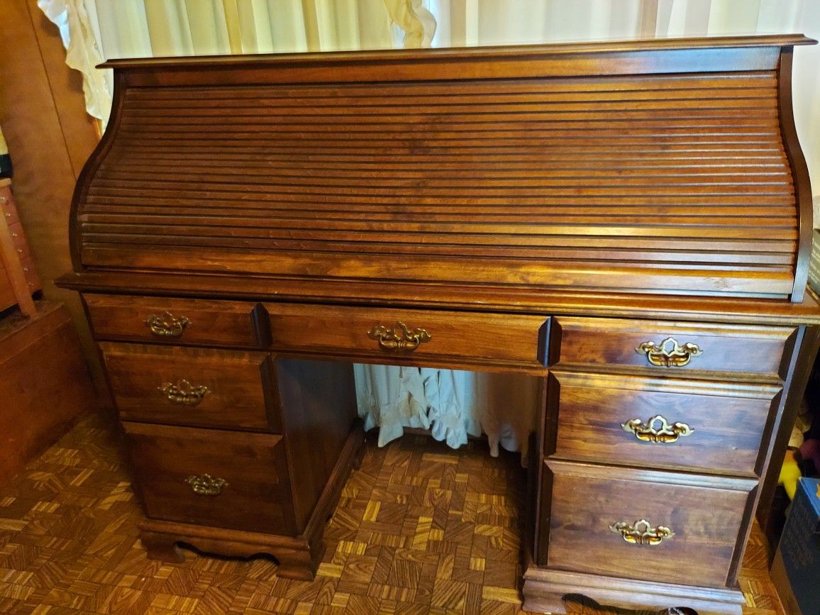 Wood Roll Top Desk