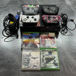 Microsoft Xbox One 500GB Home Console - Black (1540) 4 games 4 controllers