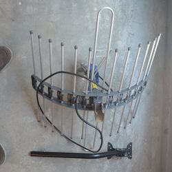 HD TV Antenna, No Box, Never Installed, Like New.