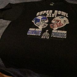 New York Giants vs New England Patriots NFL Super Bowl XLVI Vintage 2012 NFL Team Apparel Men’s T Shirt Size Xl Color Black No Marks Stains 