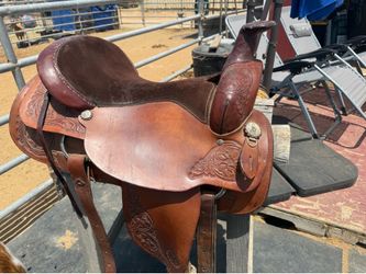 Circle y saddle 17 1/2 inch