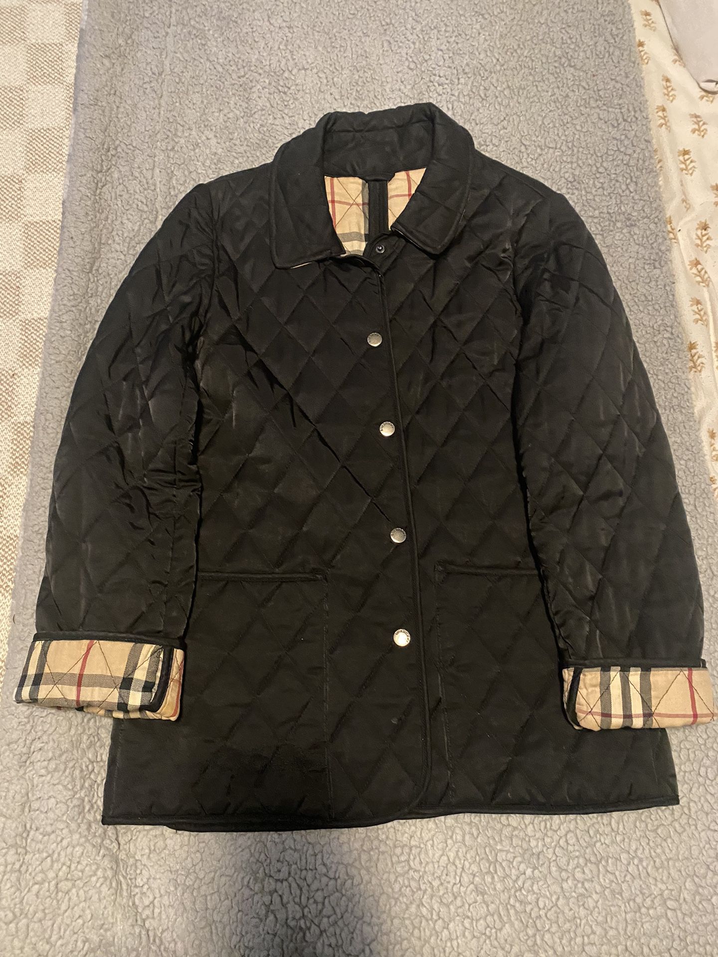 Burberry jacket Size Medium