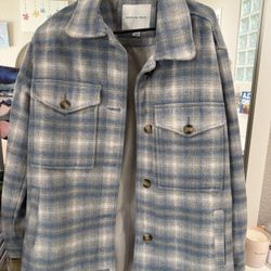 American Eagle Oversized Plaid Shacket Blue Gray Wool Blend Jacket Cozy Oversized Fit Size S